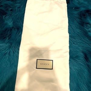 Gucci dust bag! New perfect for shoes small bags or wallet/ wristlet 🔥🔥🔥🔥